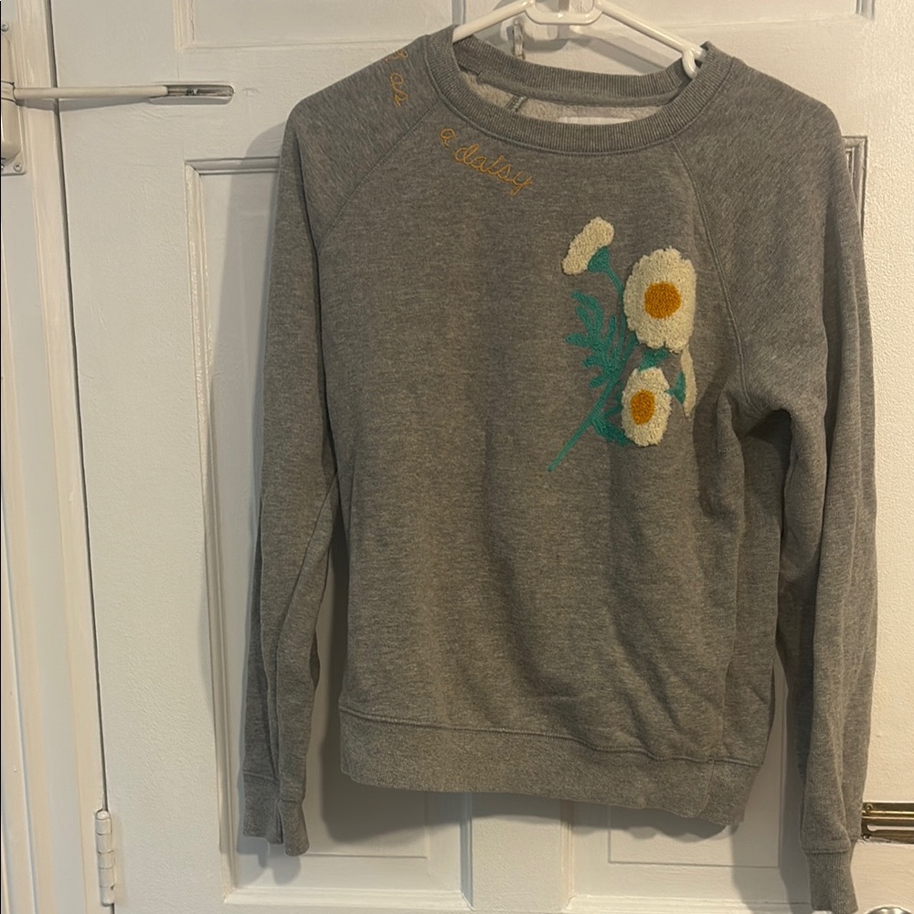 Sweet Gray Floral Embroidered Women's Sweater